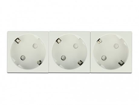 Delock 81424 Easy 45 Grounded Power Socket 3-Way