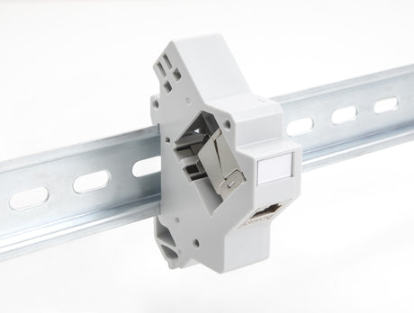 Delock 67043 Keystone Holder For Din Rail With Grounding Grey