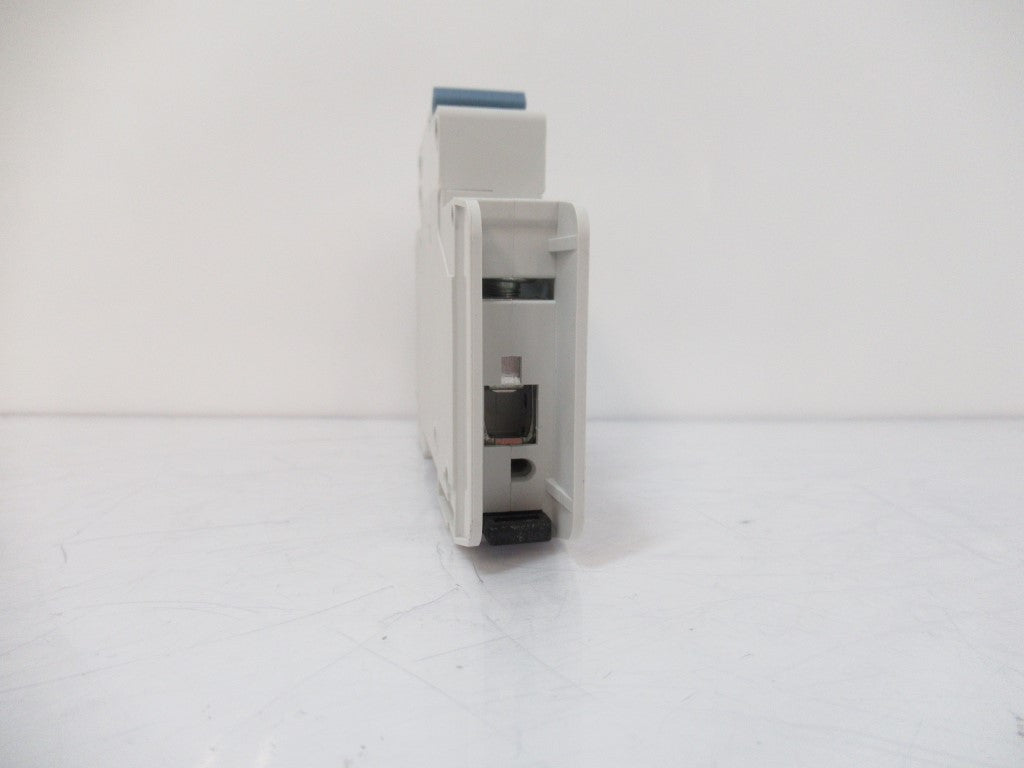 Allen Bradley 1489-A1C040 Miniature Circuit Breaker 1-P 4A 277V AC Ser A Surplus