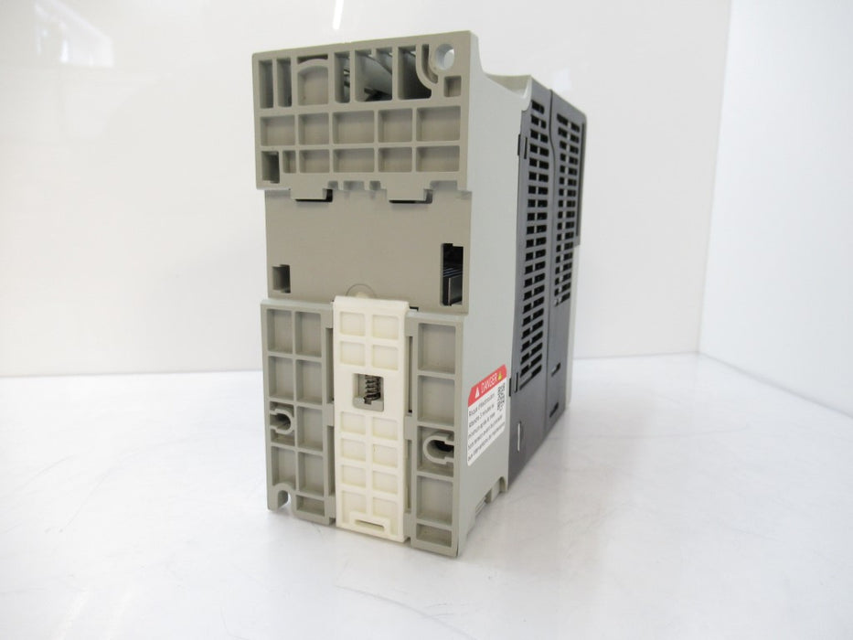 Allen Bradley 25B-B2P5N104  PowerFlex 525 AC Drive 0.5HP, 3PH, SURPLUS