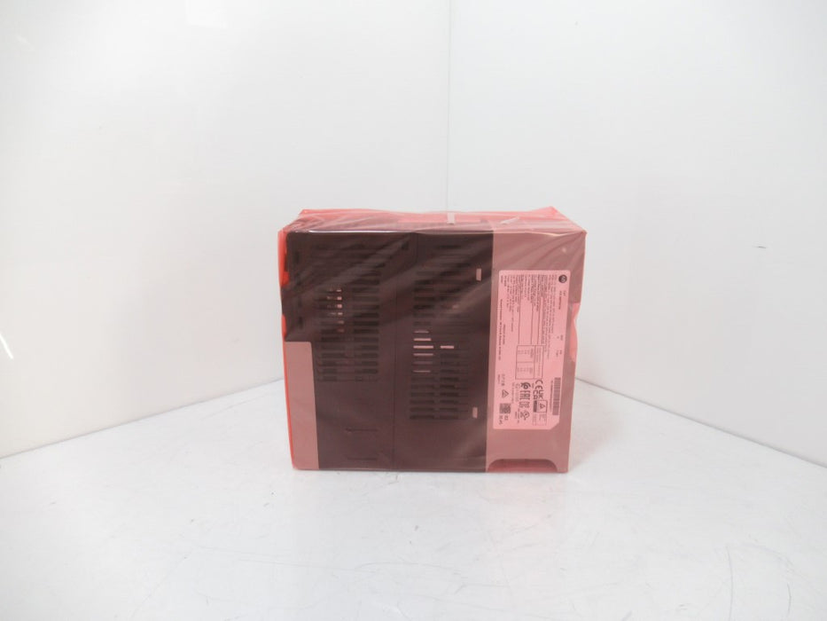 Allen Bradley 25B-B8P0N104 PowerFlex 525 AC Drive 240V/8A/2HP, Ser A, Surplus