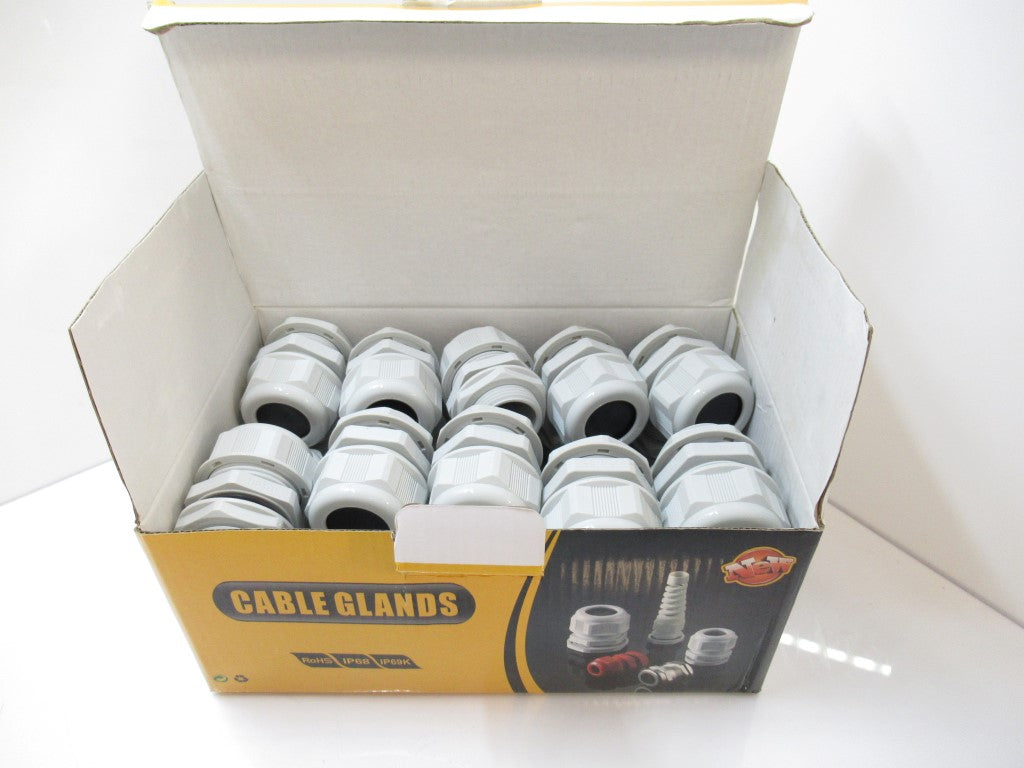 Beisit N10025 Cable Glands 1" NPT Grey Cable Range 18 - 25 mm, Pack Of 25