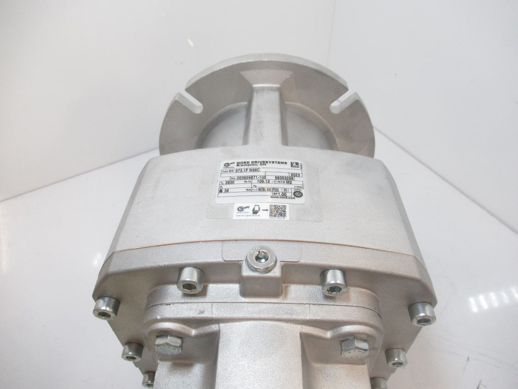 Nord Drivesystems SK573.1F-56C Speed Reducer Nordbloc Helical In Line 109.12 :1