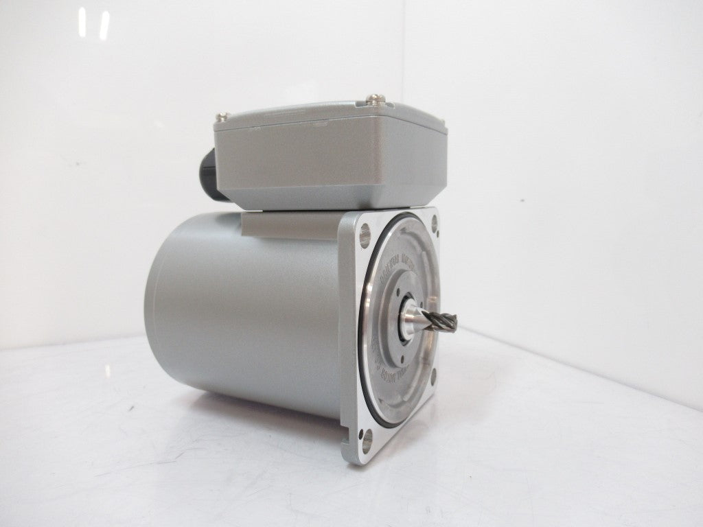 Oriental Motor 5IK60VGVH-ES3T2 Induction Gear Motor 1.5 HP, Ratio 5 :1, 3-Phase