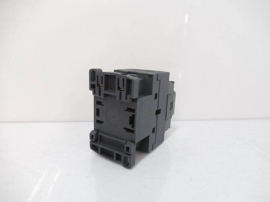 Schneider Electric LC1D18G7 TeSys Deca IEC Contactor, Nonreversing, 3 Phase, 18A