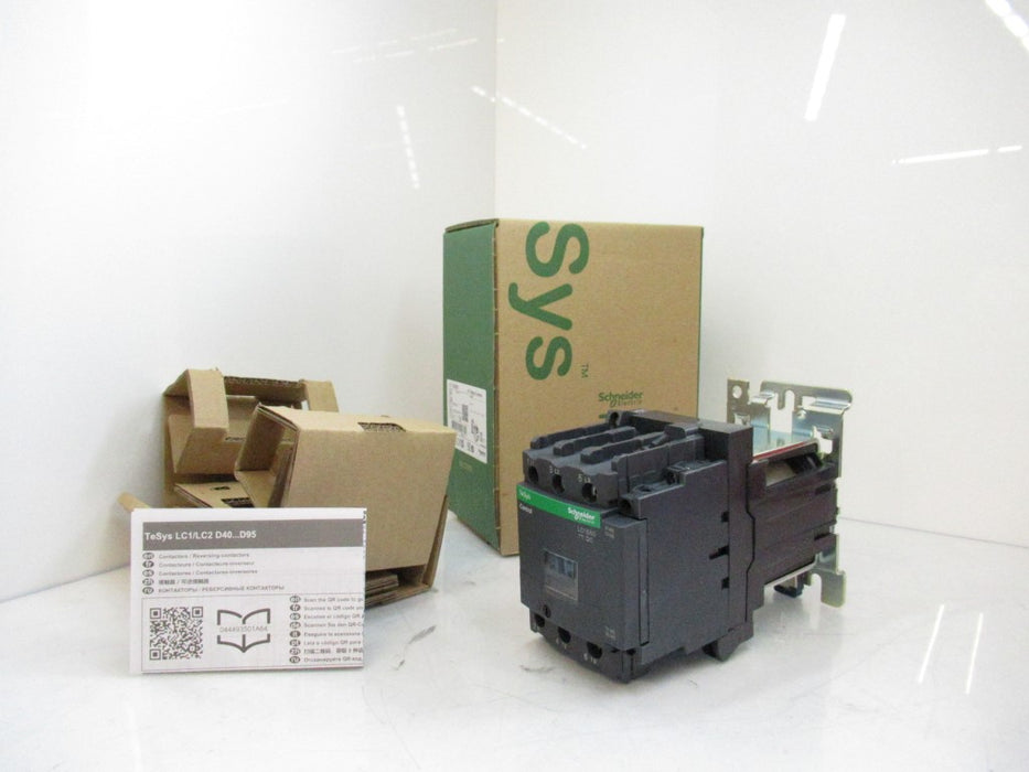 Schneider Electric Telemecanique TeSys Deca LC1D50BD Contactor, 24V DC, 50A