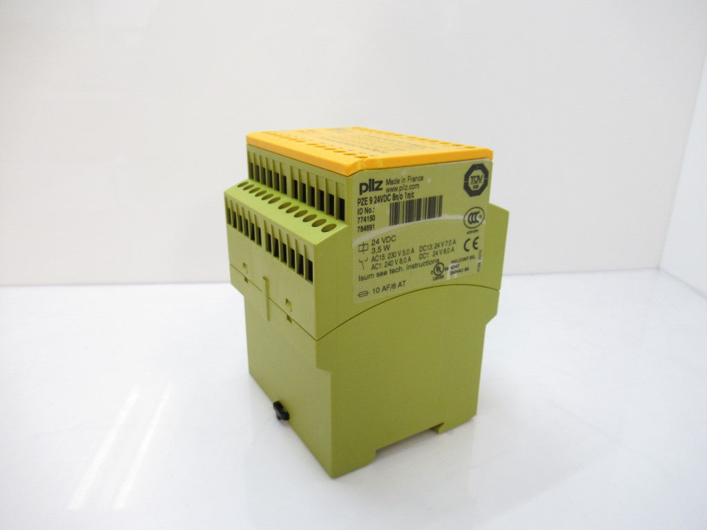 Pilz 774150 PZE 9 24VDC 8n/o 1n/c Safety Relay Expander Module