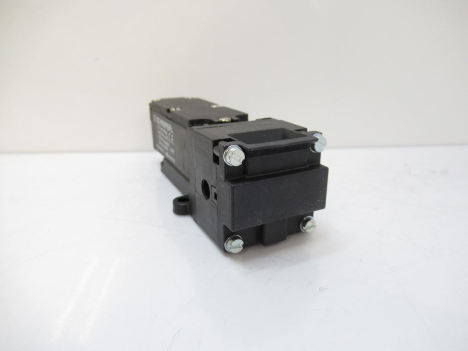 Schmersal TZG01/1103 101026781 Keyed Interlock Switch