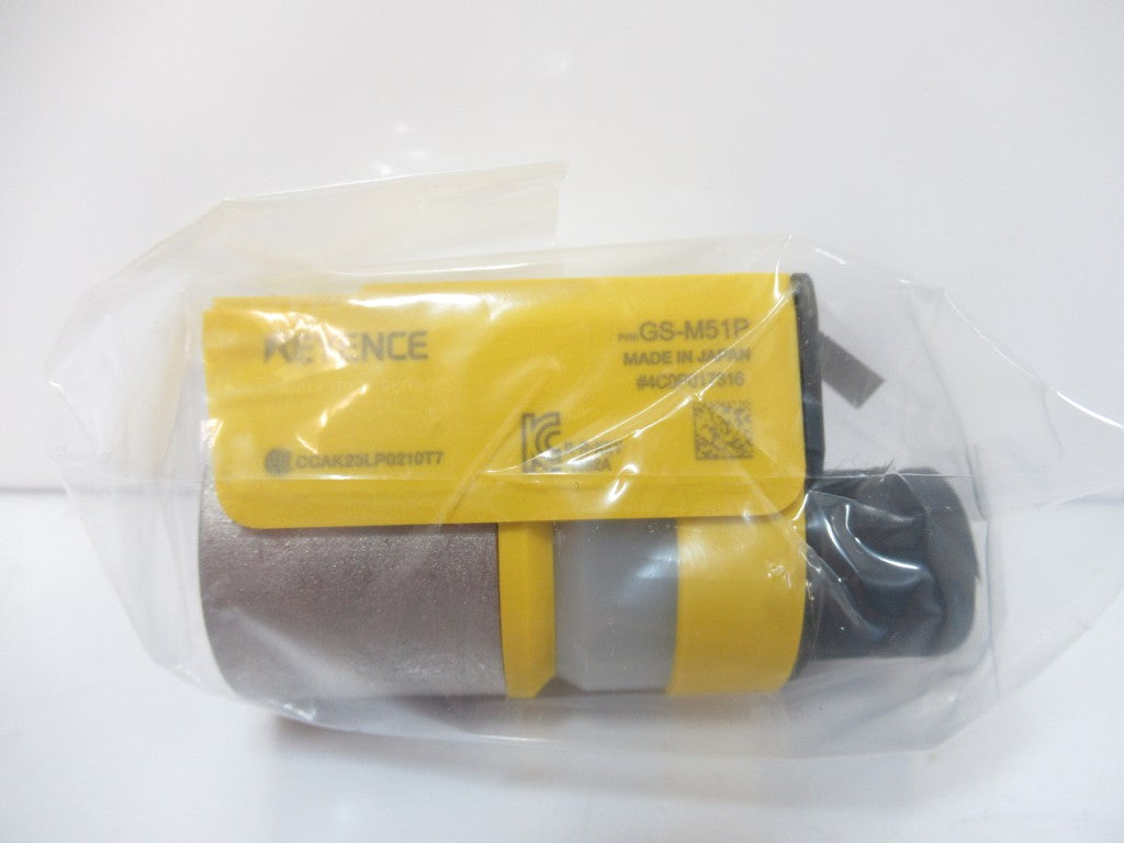 Keyence GS-M51P Safety Interlock Switch, PNP, M12, 500N