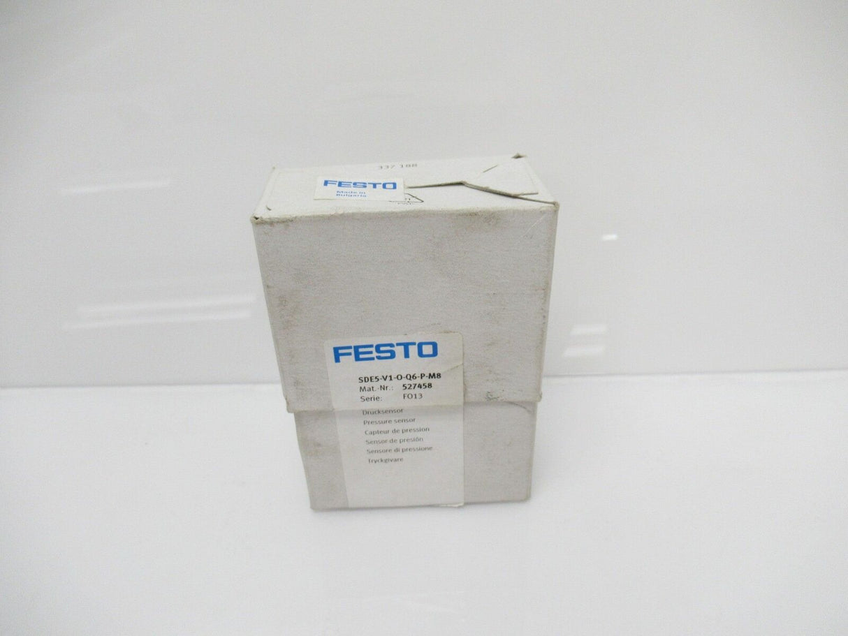 Festo 527458 SDE5-V1-0-Q6-P-M8 Pressure Sensor