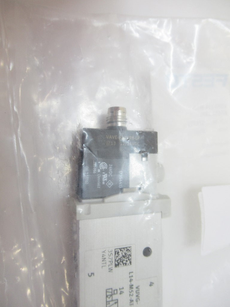 VUVG-L14-M52-AT-G18-1R8L 574229 Festo Air Solenoid Valve, Sold By Unit