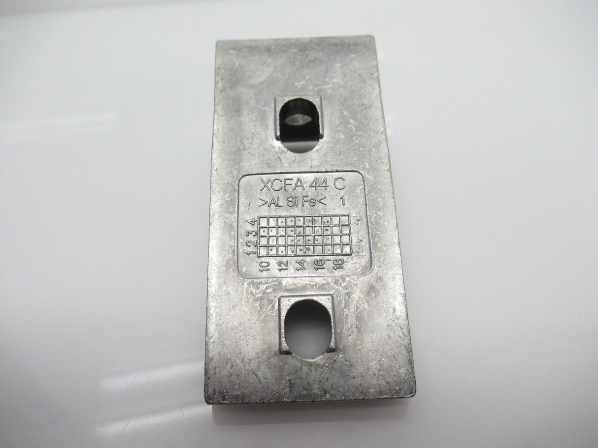 Flexlink XCFA 44 C XC Angle Bracket, Sold By Unit