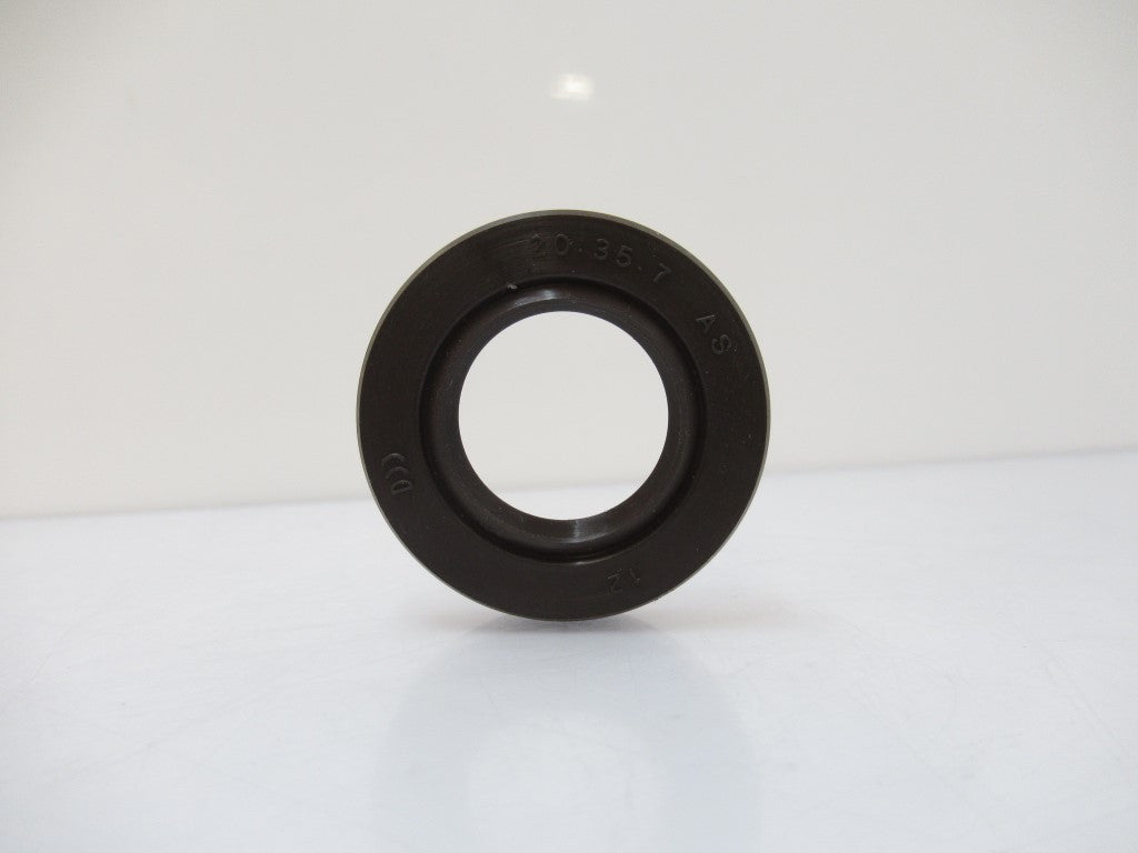 S020035070TC Oil Seal 20 X 35 X 7MM TYPE TC NBR/Steel (Sold By Unit, New No Box)