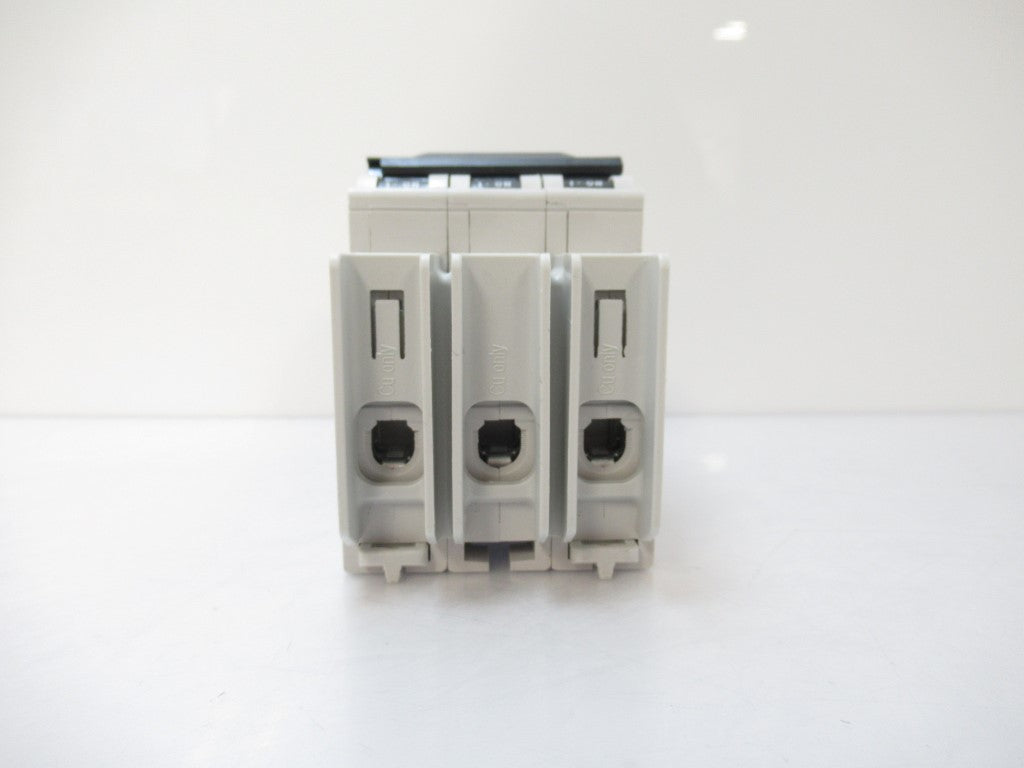 M9F42303 Schneider Electric Miniature Circuit Breaker 3-Pole 3A C Curve (New)