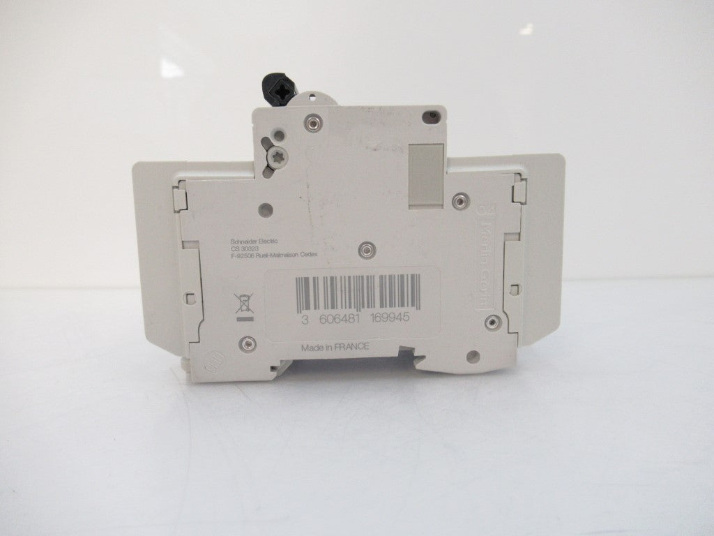 M9F42315 Schneider Electric Multi 9 Miniature Circuit Breaker 15A, C60BP, 3-Pole