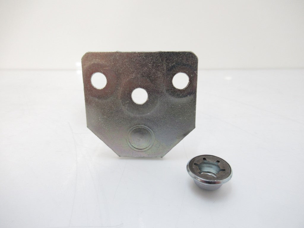 9416K25 Eyelet Mounting Bracket, For 0.31"- 0.33" ID (Sold By Unit New)