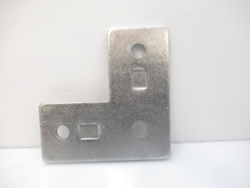 50.05.0045 MK Extrusion Profile Connector Angle Plate 03 (Sold by lot of 30 pcs)