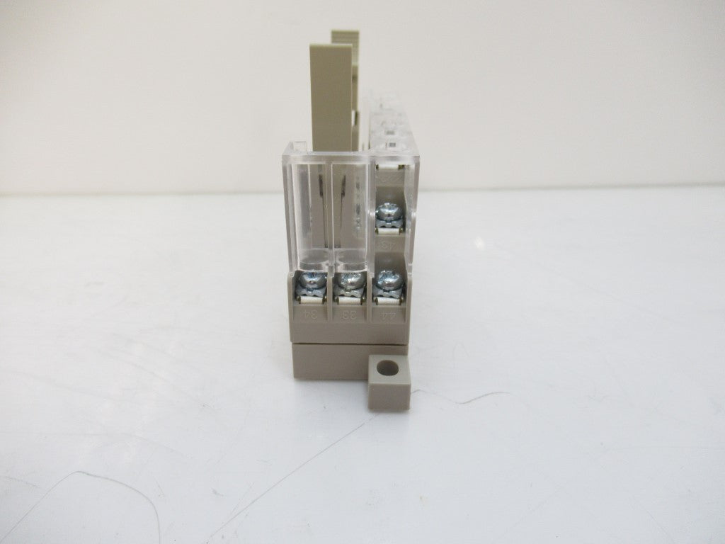 P7SA-10F-ND P7SA10FND Omron Safety Relay Socket 24V DC, 10 Pin Sold By Unit, New