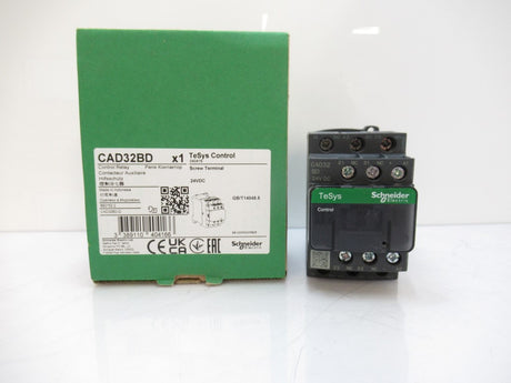 CAD32BD Schneider Electric TeSys Deca Control Relay, 24V DC Standard Coil