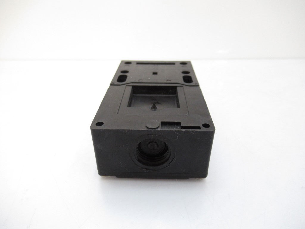 AZ16-03ZVRK-M16 AZ1603ZVRKM16 Schmersal Safety Switch With Separate Actuator New