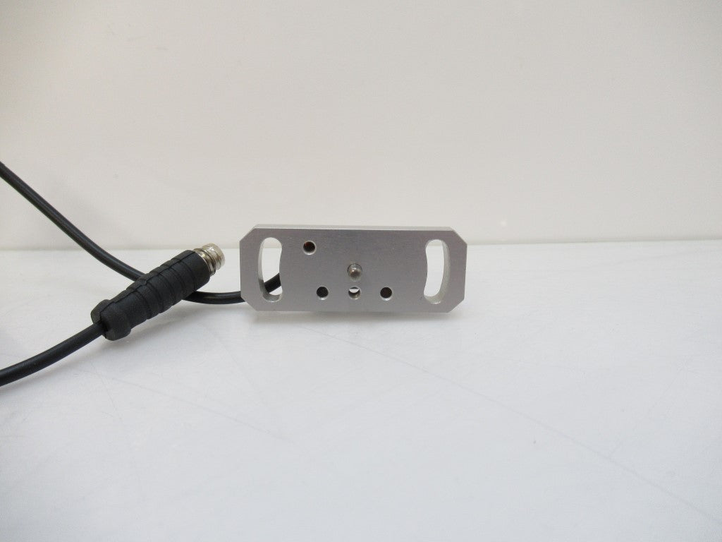 O8S202 Ifm Electronic Through-Beam Sensor With Bracket; Red Light