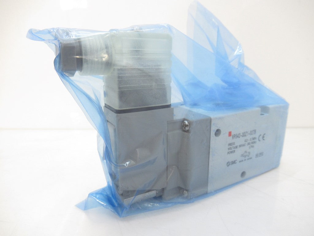 VP542-3DZ1-02TB SMC Solenoid-Operated Air Control Valve 3 Port (New In Bag)